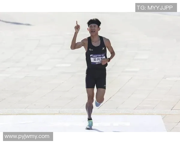 中国马拉松名将退役深情告别全场泪目感人发言触动无数网友